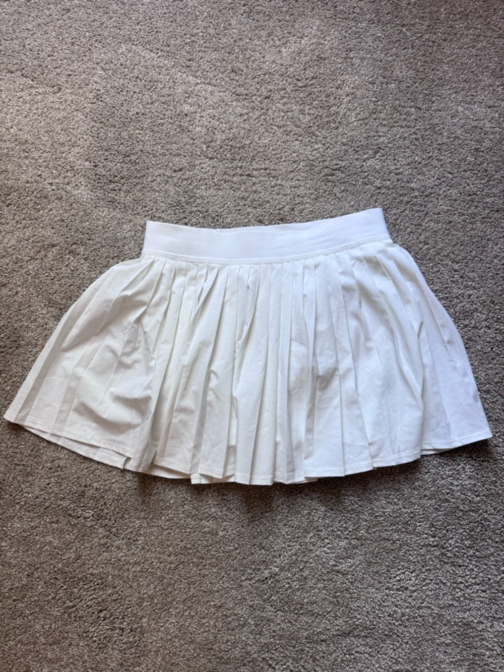 Athleta White Pleated Women's Tennis Skirt